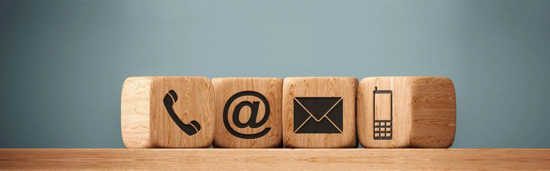 आमच्याशी संपर्क साधा